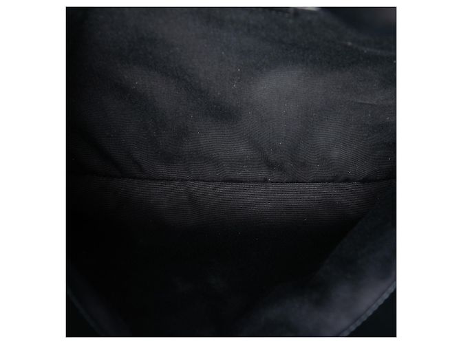 Clutch Document LouLou Monogramma in pelle di vitello matelassé nera Saint Laurent Nero - vista 4