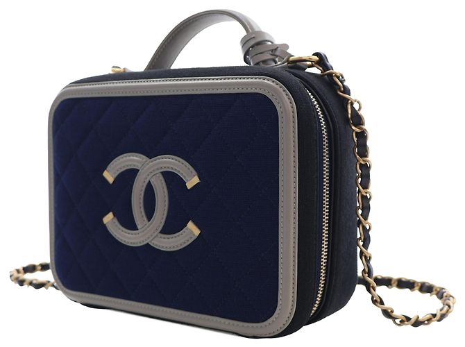 Vanity Pochette de toilette Chanel Blue Medium Tricolor Jersey CC Filigree Bleu Bleu Marine - vue 3
