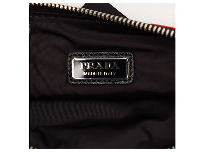 Clutch plana de nylon blanco con patrón geométrico de triángulo Prada - vista 5