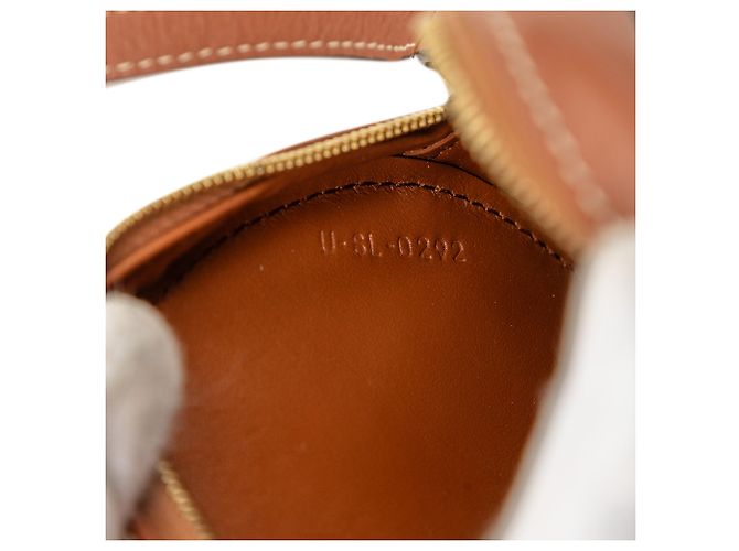 Céline Celine Marrone Borsa a tracolla piccola in pelle di vitello Cuir Triomphe Oval - vista 6