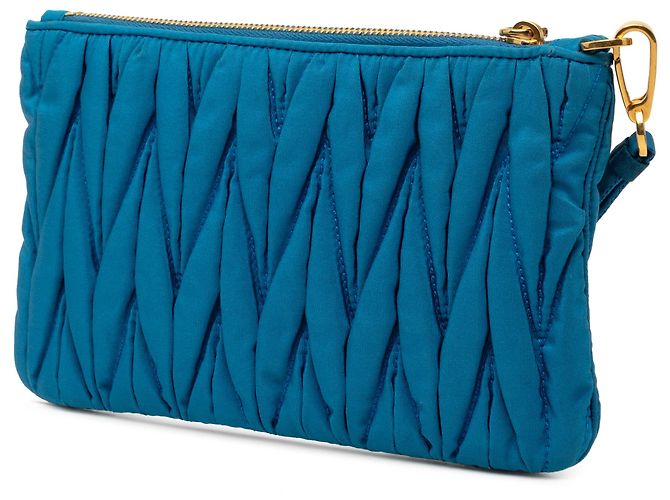 Miu Miu Clutch aus blauem Matelassé-Nylon - Ansicht 2
