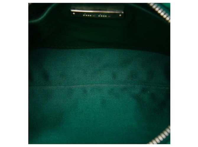 Miu Miu Matelassé Nylon Crossbody-Tasche in Grün mit Kristallkette - Ansicht 4