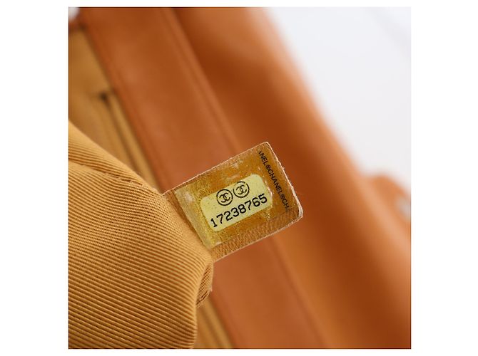 Chanel Maxi Quilted Washed Lambskin Marrone Chain Around Flap Cammello - vista 5