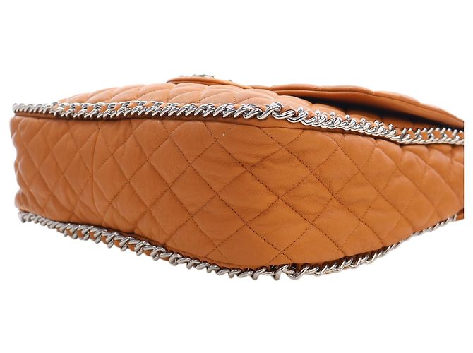 Chanel Maxi Quilted Washed Lambskin Marrone Chain Around Flap Cammello - vista 7