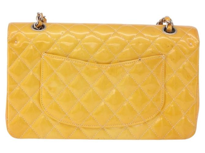 Chanel Timeless - Classic Double Flap Quilted Patent Small Giallo - vista 2