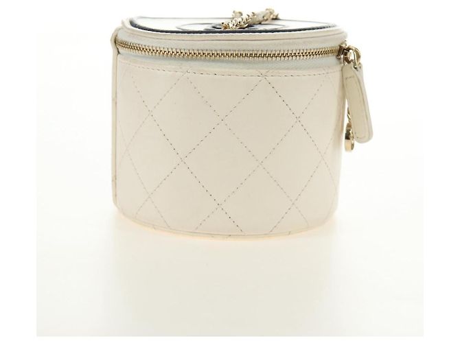 Mini Vanity Case Chanel CC con catena in agnello trapuntato Bianco - vista 3