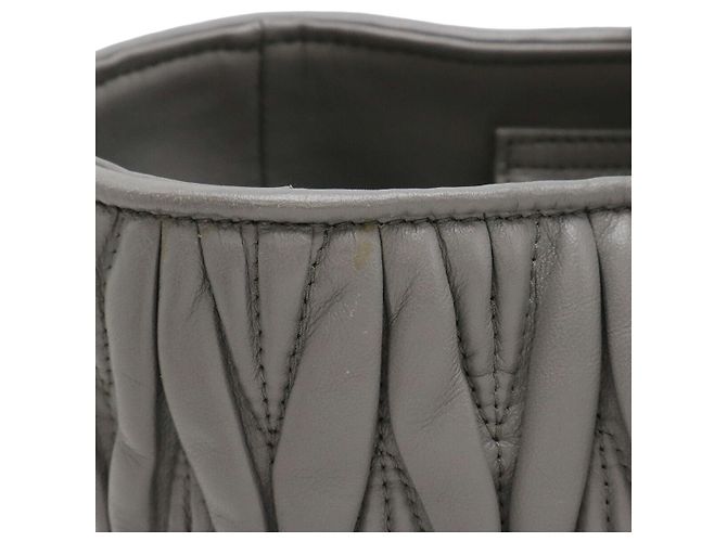 Borsa 2WAY in pelle matelassé Miu Miu Grigio - vista 4