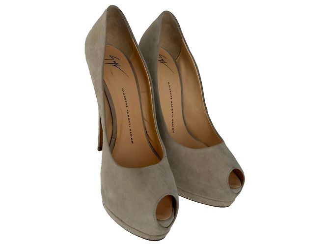 Giuseppe Zanotti Sharon Platform Pumps in Beige Suede - view 5