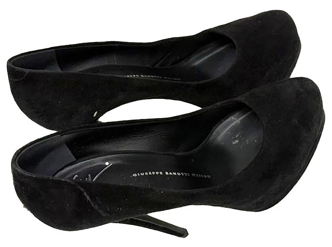 Décolleté con plateau a punta tonda in scamosciato nero Giuseppe Zanotti - vista 5
