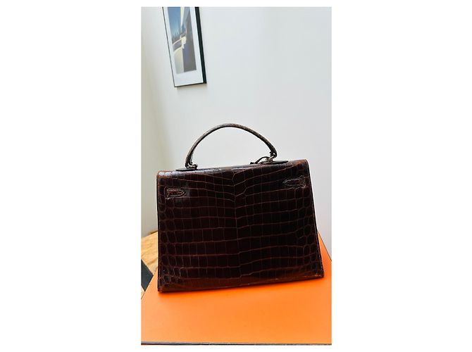 Hermès Kelly Sellier 35 in coccodrillo marrone Marrone scuro - vista 5