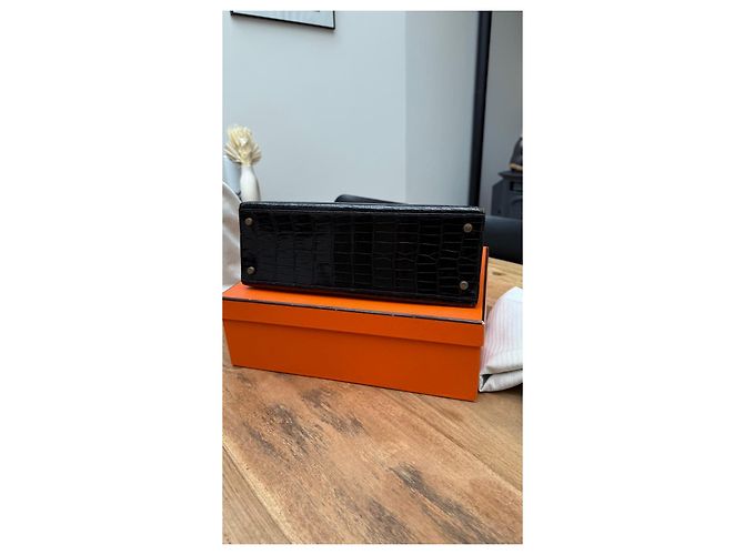 Hermès Kelly 32 in pelle di alligatore nero - vista 5