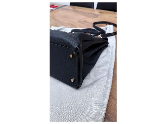 Hermès Kelly 35 in pelle Togo nera Nero - vista 13