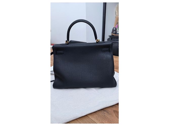 Hermès Kelly 35 in pelle Togo nera Nero - vista 3