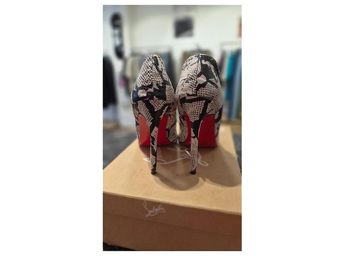 Christian Louboutin So Kate 120 Pumps aus Pythonprint-Leder Schwarz Weiß Python drucken - Ansicht 5