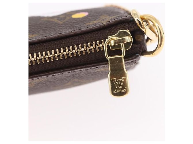 LOUIS VUITTON Vivienne Mini Pochette Accessoires Pochette M81637 LV Auth 189294SM Monogramma - vista 9