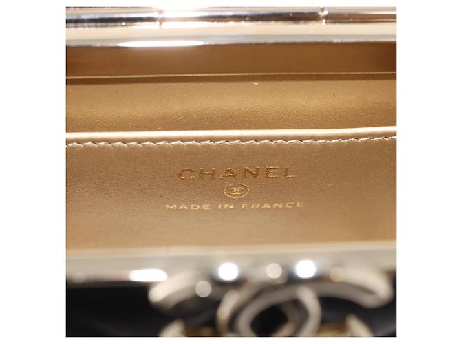 CHANEL Matelasse Chain Shoulder Bag Lamb Skin Black Gold CC Auth 187480SAM Nero D'oro - vista 20