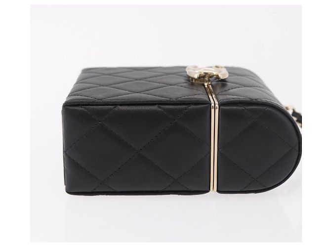 CHANEL Matelasse Chain Shoulder Bag Lamb Skin Black Gold CC Auth 187480SAM Nero D'oro - vista 3