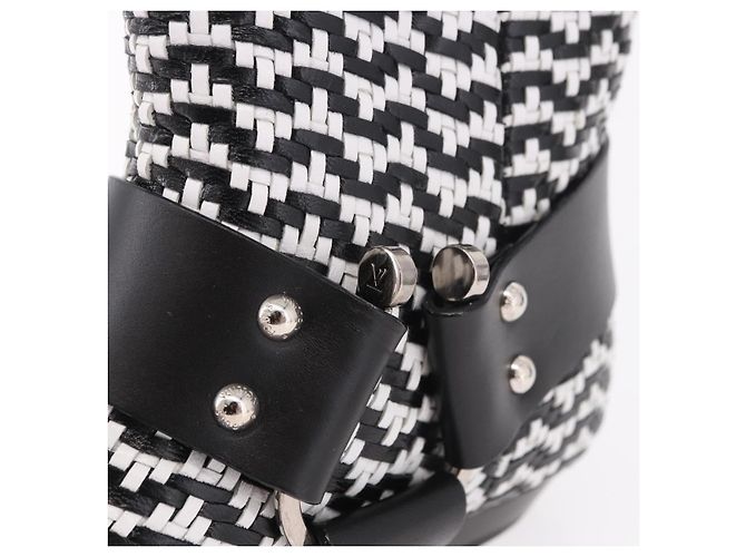 Stivaletti Baroque Line in pelle nera LOUIS VUITTON LV Auth 187687M Nero - vista 15