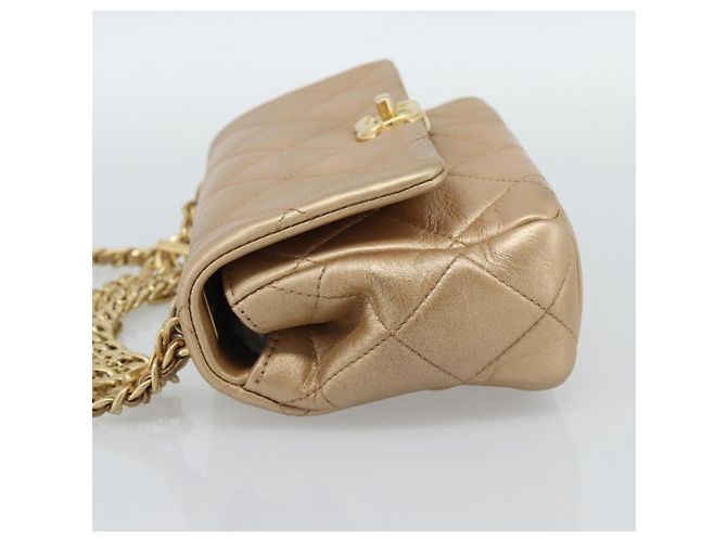 CHANEL Matelasse Chain Shoulder Bag Leather 2way Gold CC Auth 188813SM D'oro - vista 3