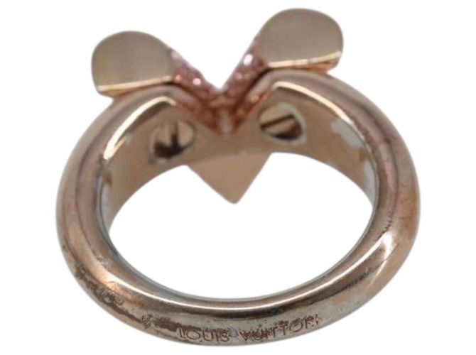 Anello Essential V Strath in metallo Oro rosa LOUIS VUITTON M68194 LV Auth 186143A D'oro - vista 3