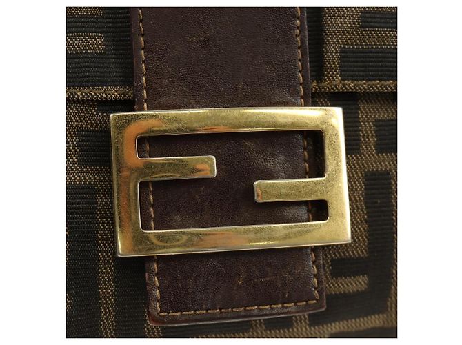 FENDI Zucca Canvas Mamma Baguette Shoulder Bag Black Brown Auth 186461V Marrone Nero - vista 19