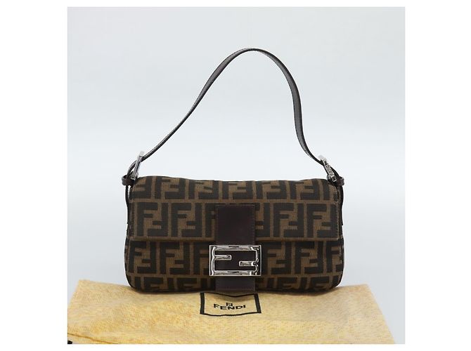 FENDI Zucca Canvas Mamma Baguette Shoulder Bag Black Brown Auth 189109V Marrone Nero - vista 12