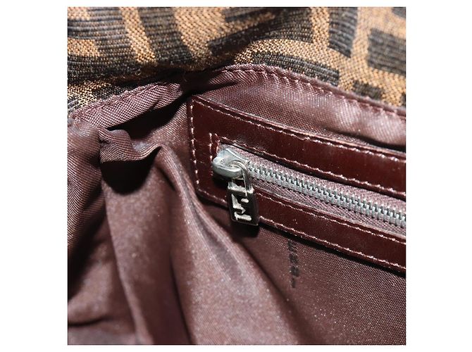 FENDI Zucca Canvas Mamma Baguette Bolsa de Ombro Preto Prata Marrom Autêntica 187420V - vista 23