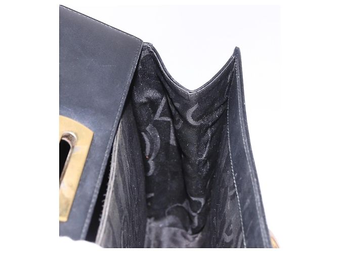 Borsa Salvatore Ferragamo Gancini in pelle nera e oro Auth 188245 Nero D'oro - vista 24
