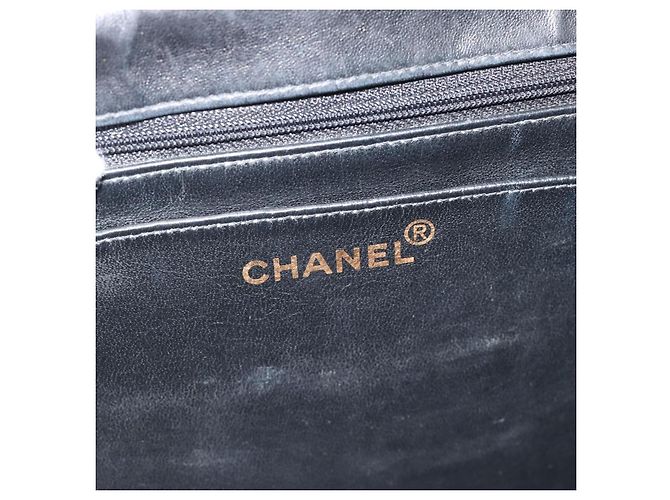 CHANEL Big Matelasse30 Chain Shoulder Bag Leather Black Gold CC Auth 188911V Nero D'oro - vista 10