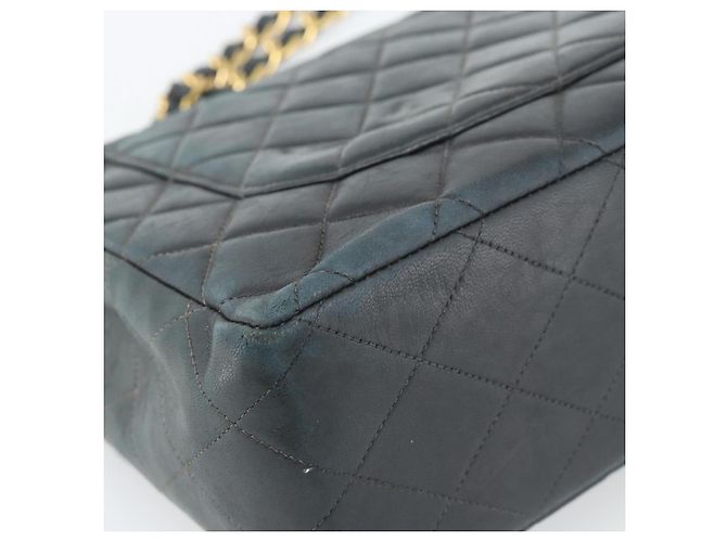 CHANEL Big Matelasse30 Chain Shoulder Bag Leather Black Gold CC Auth 188911V Nero D'oro - vista 16