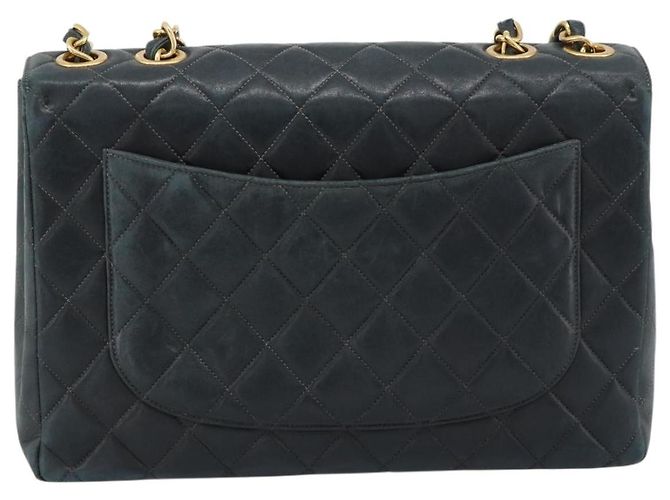 CHANEL Big Matelasse30 Chain Shoulder Bag Leather Black Gold CC Auth 188911V Nero D'oro - vista 2