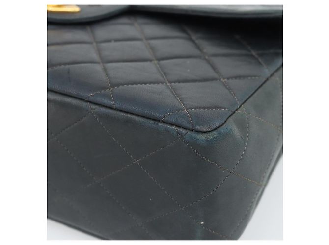 CHANEL Big Matelasse30 Chain Shoulder Bag Leather Black Gold CC Auth 188911V Nero D'oro - vista 9
