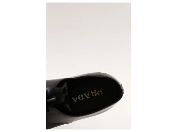 Prada Schwarze Schnürschuhe - Ansicht 5