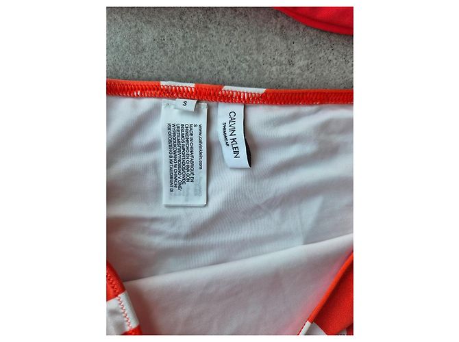 Conjunto Bikini Bandeau Rojo Calvin Klein Roja - vista 3
