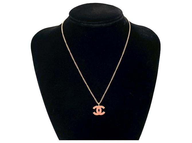 Timeless Collar Chanel Coco Mark Dorado - vista 2