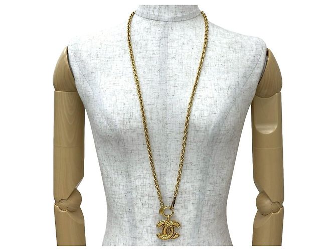 Timeless Collar Chanel Coco Mark Dorado - vista 2