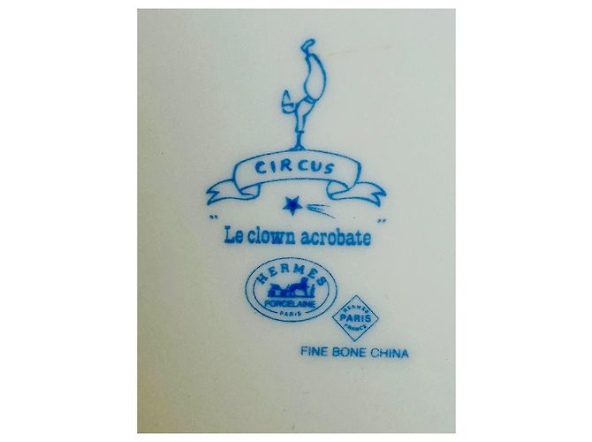 Hermès "Le clown acrobate" Fine Bone China Plate Pink White Red Blue Grey Yellow - view 6