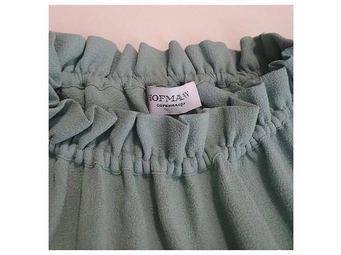 Autre Marque Hofmann Copenhagen Grünes Kleid mit Rüschen - Ansicht 6