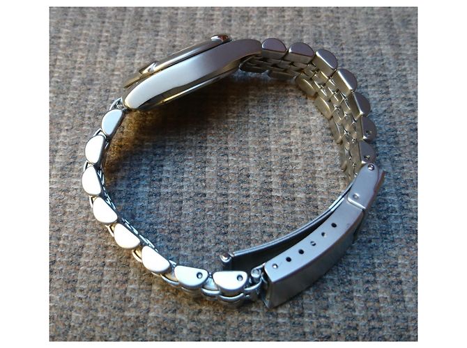 Autre Marque Ellesse Damen Quarzarmbanduhr ref. 03-0014-004 Silber Silber Hardware - Ansicht 8