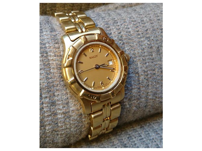 Bally Damenuhr Quarz ref. 12.04 Goldfarben Golden - Ansicht 2