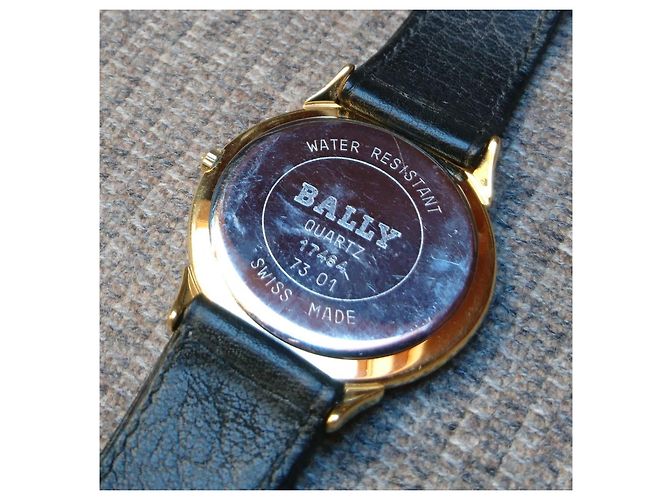 Bally Montre à quartz plaqué or réf. 73.01 Swiss Made Noir - vue 4