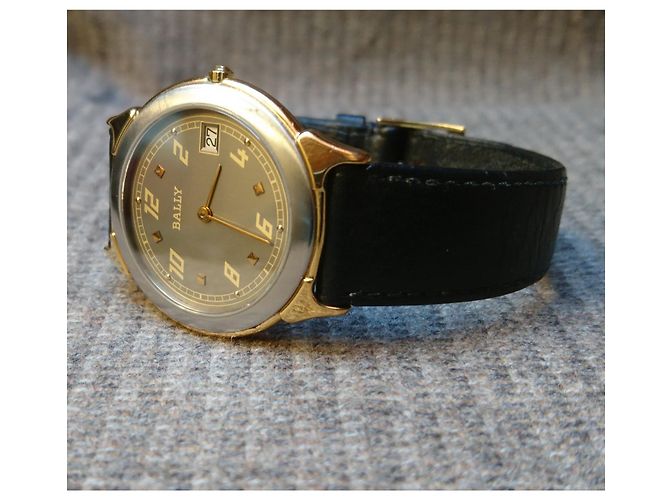 Bally Montre à quartz plaqué or réf. 73.01 Swiss Made Noir - vue 8