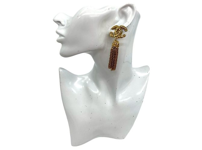 Orecchini a clip Chanel Vintage Coco Mark con nappa D'oro - vista 2