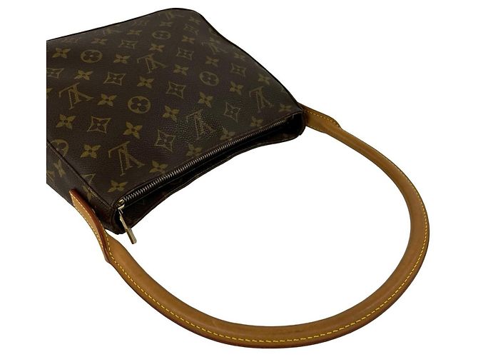 Borsa a Spalla e Tote Louis Vuitton Looping MM Monogram Marrone - vista 4