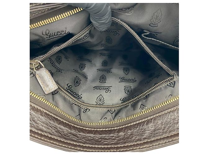 Borsa a tracolla in pelle Gucci Guccissima con logo GG Marrone - vista 10