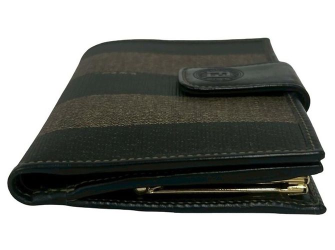 FENDI Vintage Pecan Leather Bi-fold Wallet Brown Khaki - view 5
