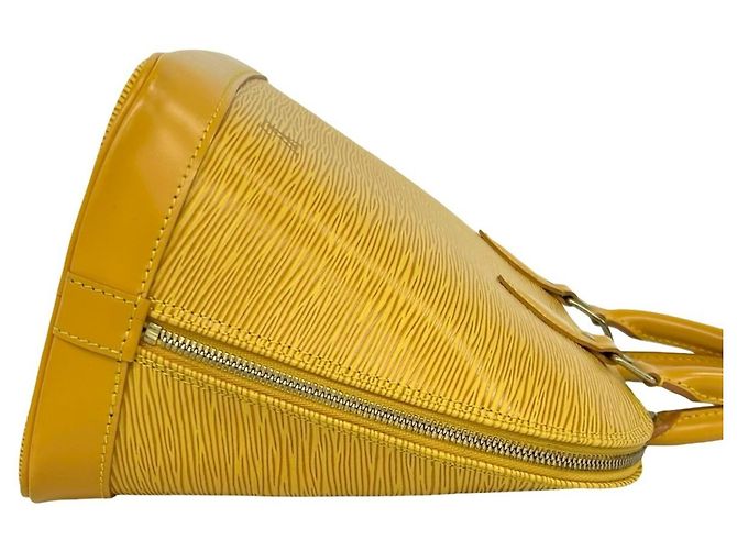 Borsa a mano rotonda con zip Alma in pelle Epi Louis Vuitton Giallo - vista 6