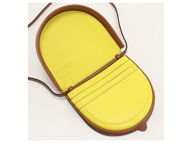 Borsa a tracolla in pelle di vitello marrone Loewe - vista 3