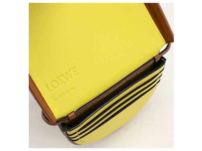 Borsa a tracolla in pelle di vitello marrone Loewe - vista 4