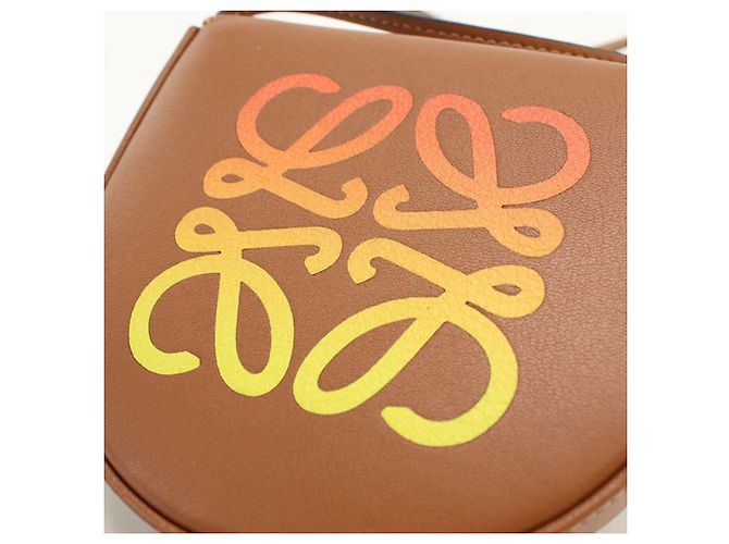 Borsa a tracolla in pelle di vitello marrone Loewe - vista 5